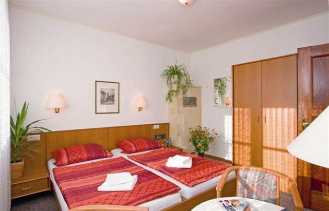 Onkel Tom'S Huette Hotel Gottingen Ngoại thất bức ảnh