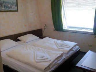 Onkel Tom'S Huette Hotel Gottingen Phòng bức ảnh